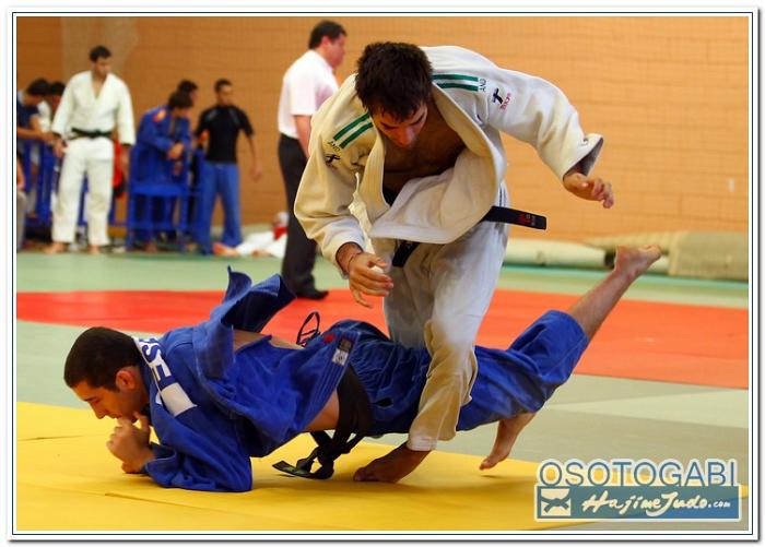 JCMB2011 90041